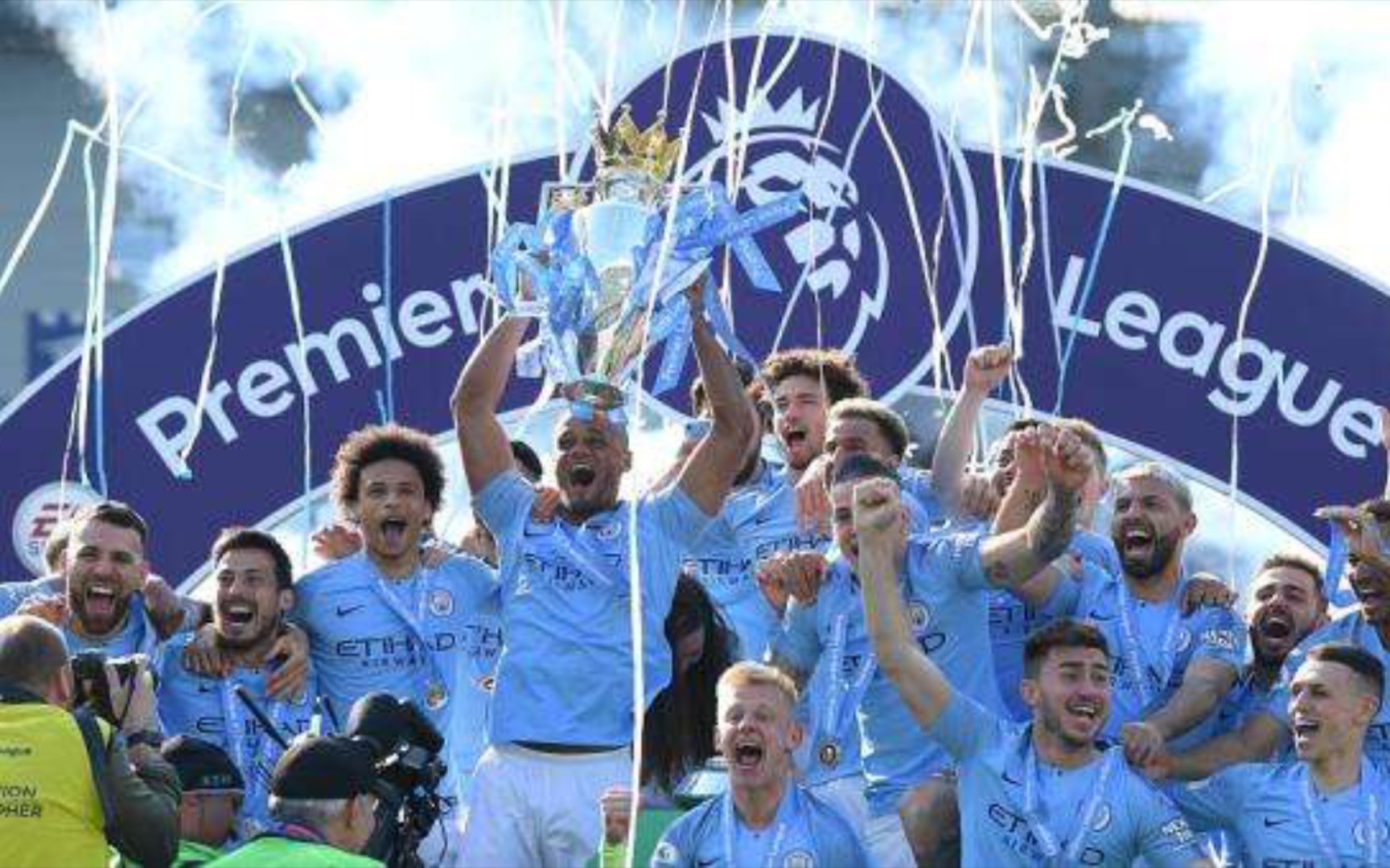 更多要归功 更多要归功